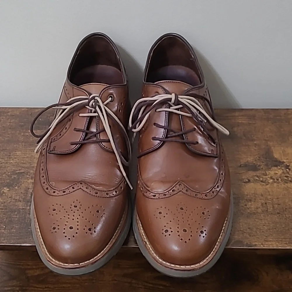 Johnston & Murphy Leather Wingtip Oxfords size 11.5